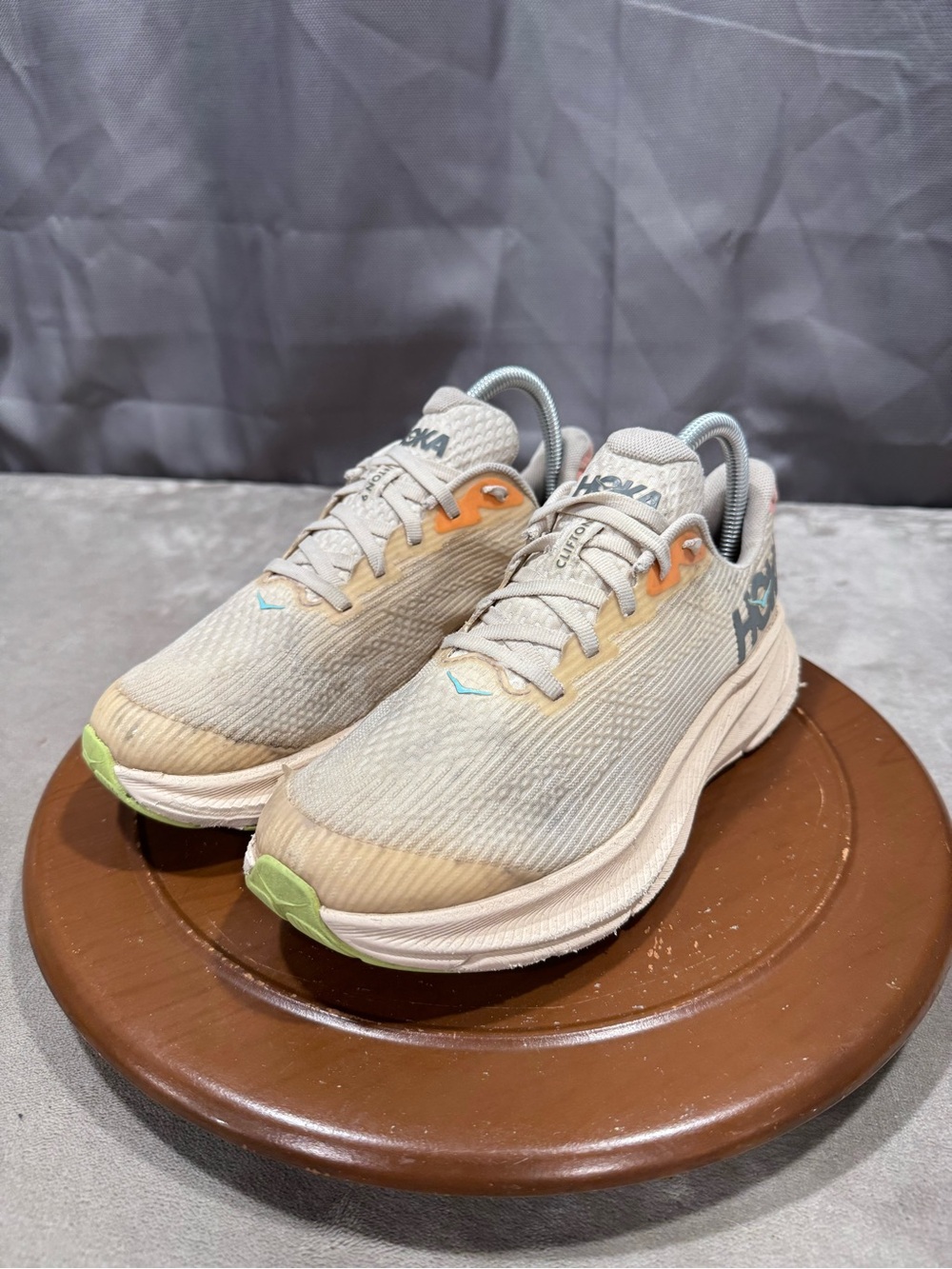 Hoka Clifton 9 Running Shoes